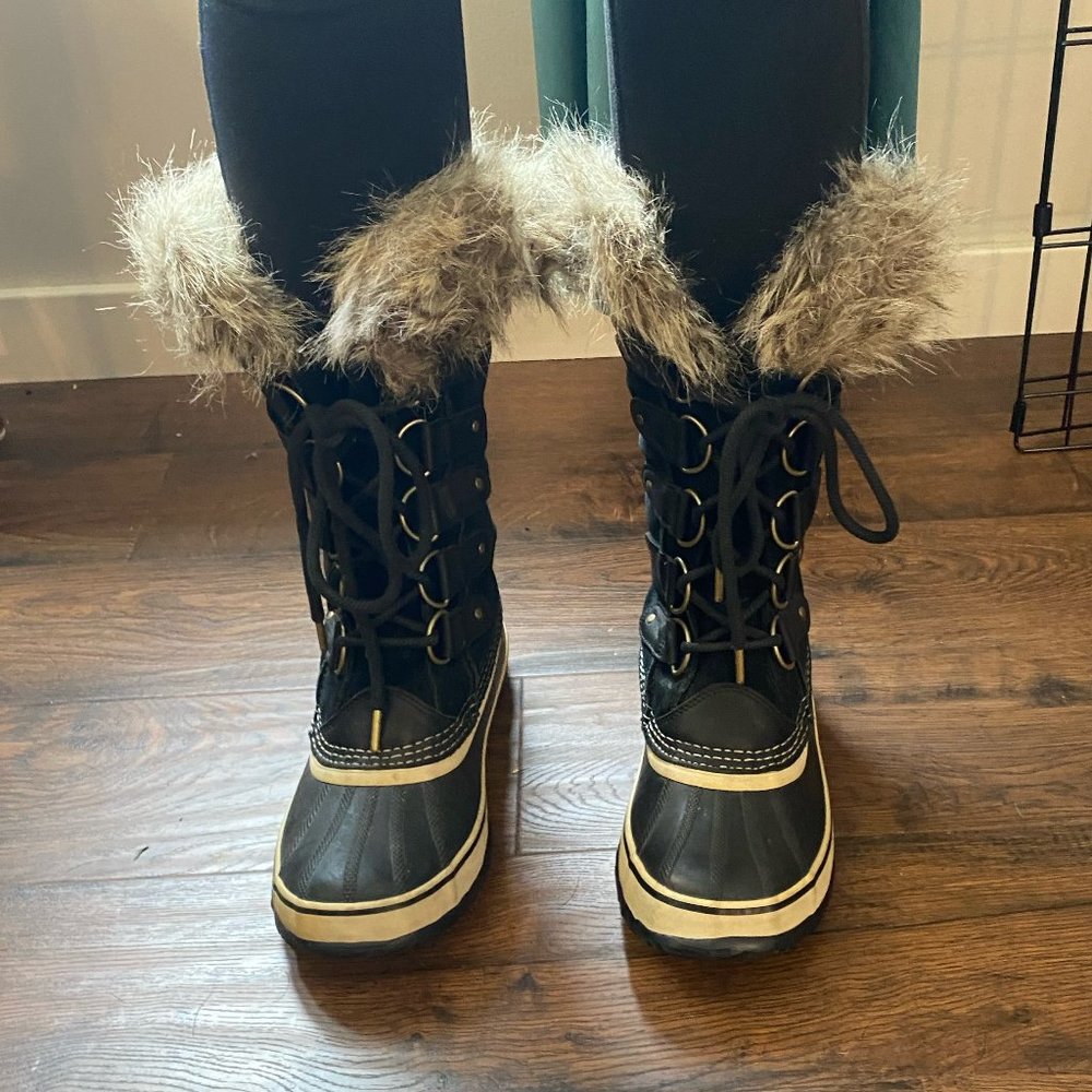 Sorel Jone of Arctic Boots Size 9 Black